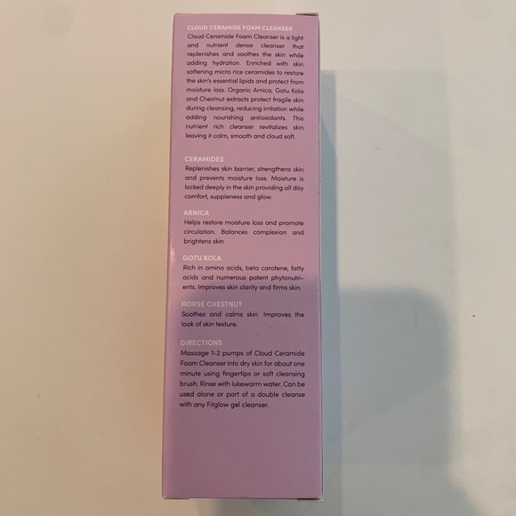 Fitglow Cloud Ceramide Foam Cleanser - Picture 5 of 5